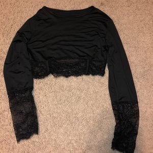 Black lace trim crop long sleeve